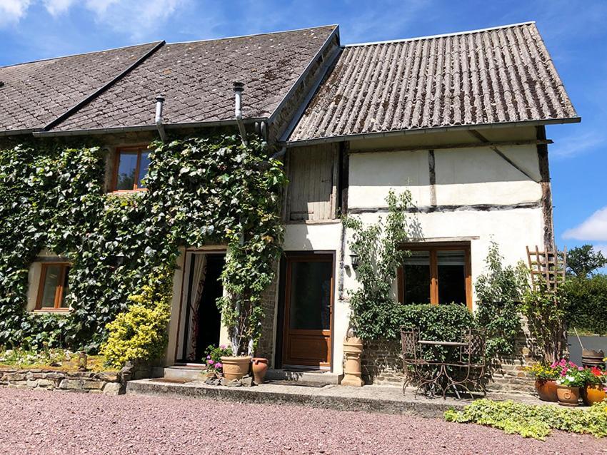 Condé-sur-Noireau La Ferme Studio Apartments מראה חיצוני תמונה