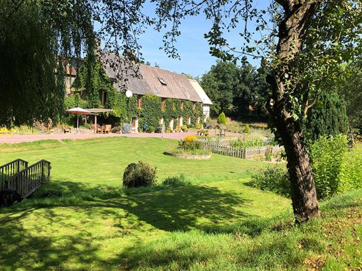 Condé-sur-Noireau La Ferme Studio Apartments מראה חיצוני תמונה
